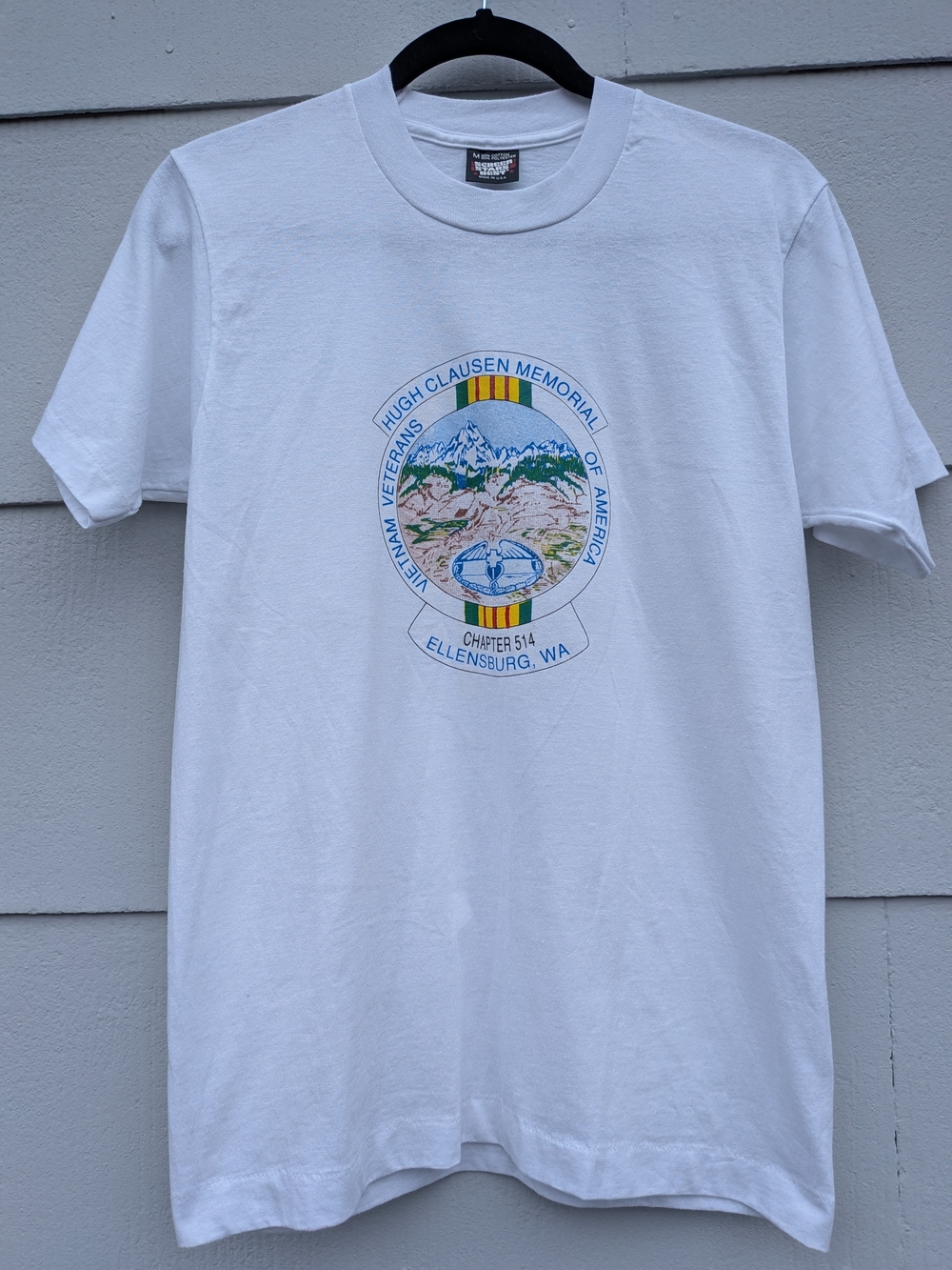Vintage White Vietnam Veterans Memorial Graphic Tee